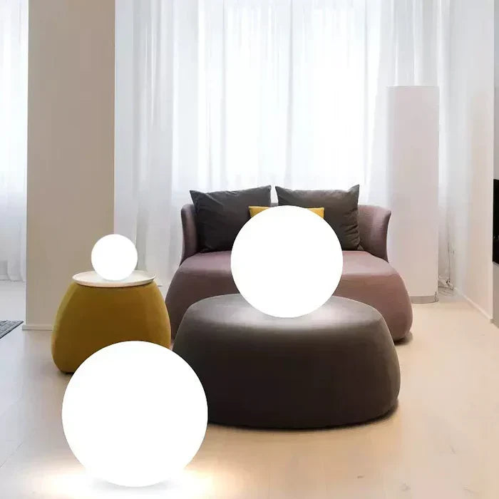 Moderner PE Kugel Außen Gartenleuchte LED wiederaufladbar