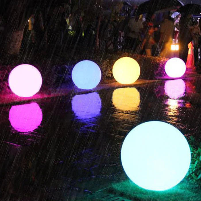 Modern PE Globe Outdoor Garden Light LED Rechargeable
