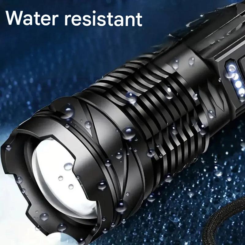 Linterna militar OutdoorHaven – Antorcha táctica de 5000 lúmenes