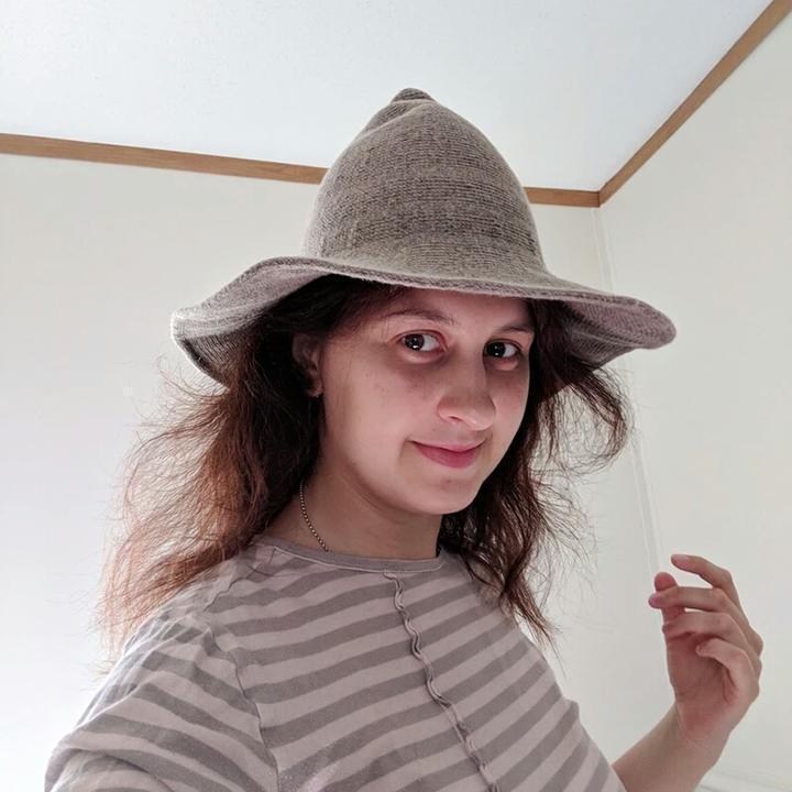 Moderne hat heks