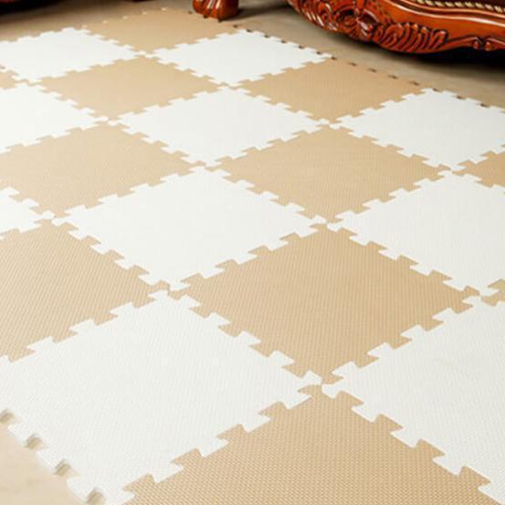Alfombra de espuma entrelazada