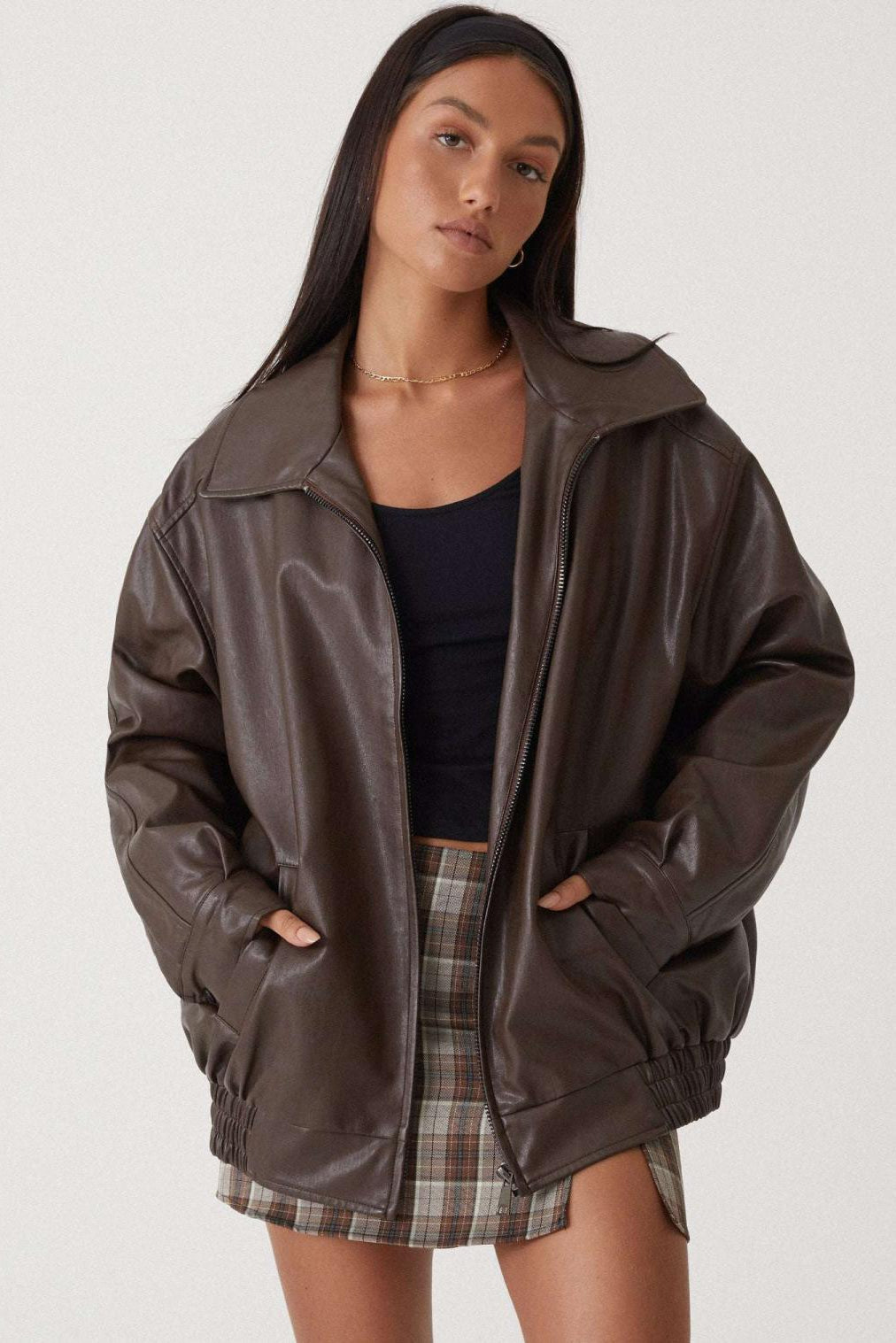 CHAQUETA DE CUERO | DISEÑO OVERSIZED DE PU CON CUELLO ANCHO