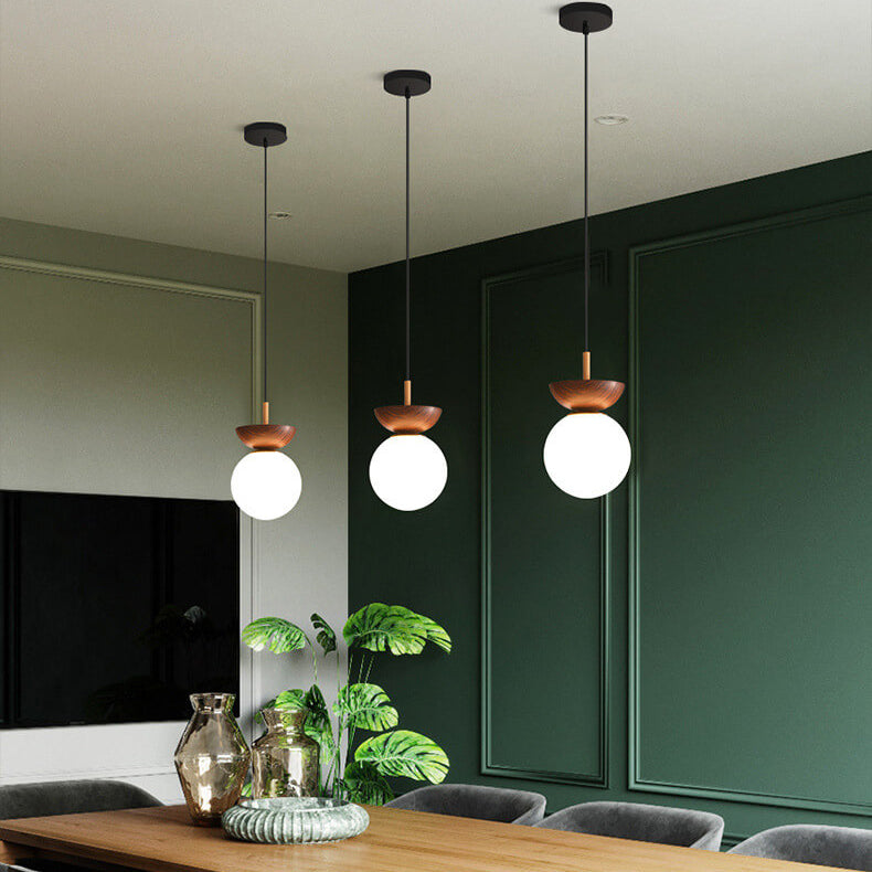Lampada da soffitto con globo in legno e vetro nordico 1 luce