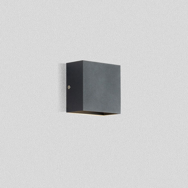 Applique da parete moderna quadrata LED a 1 luce