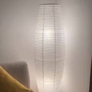Lámpara de pie de columna de papel de arroz nórdico de 2 luces