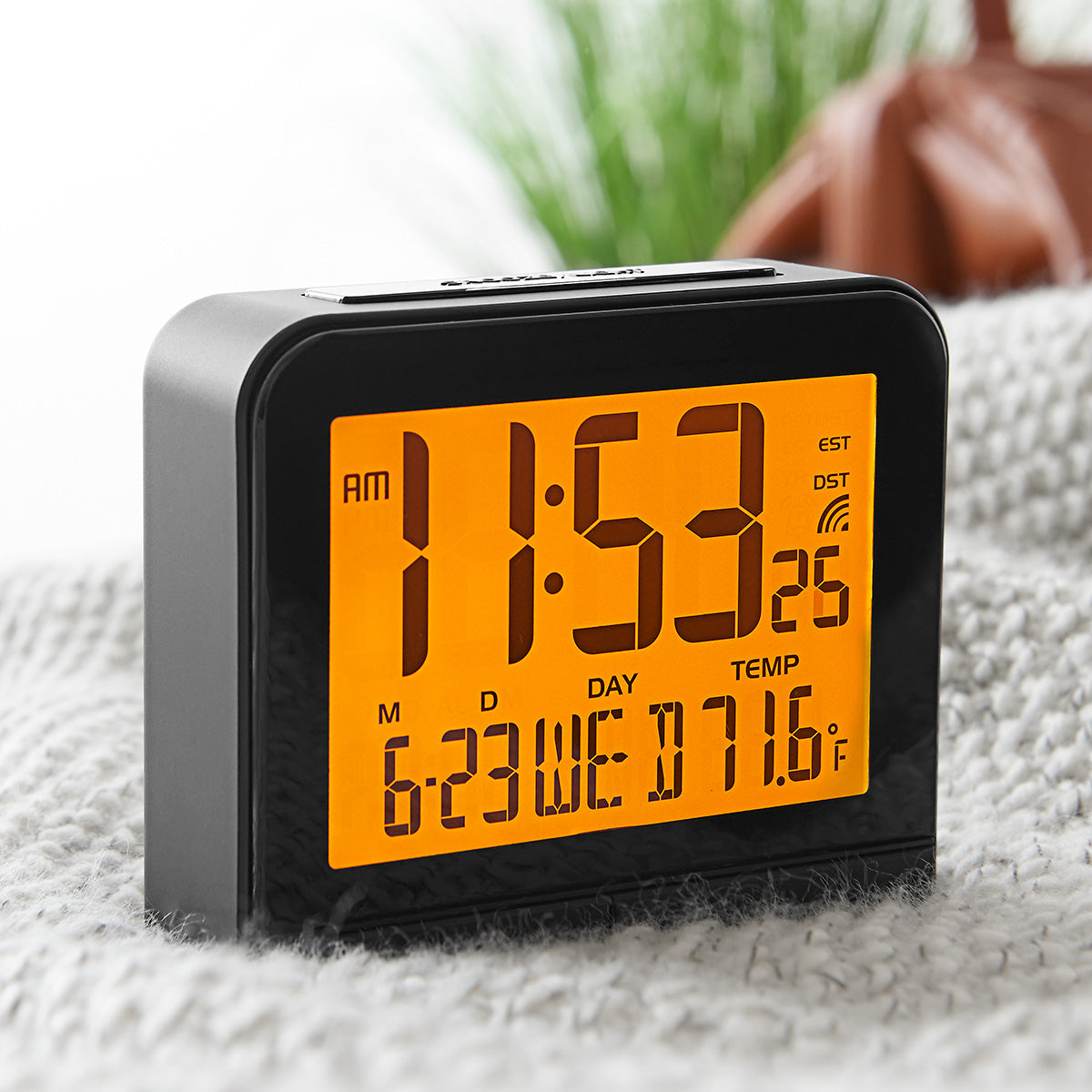 Travel Alarm Clock by Frosetpro