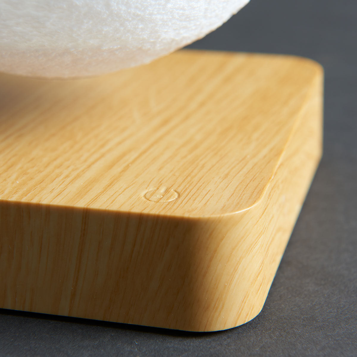 Levitating Moon Lamp by Frosetpro