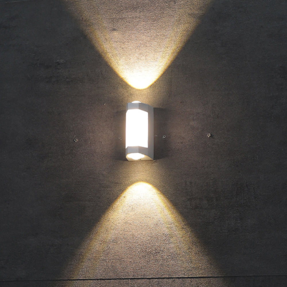 Nordische minimalistische Acryl rechteckige Außenwandleuchte LED Up-Down