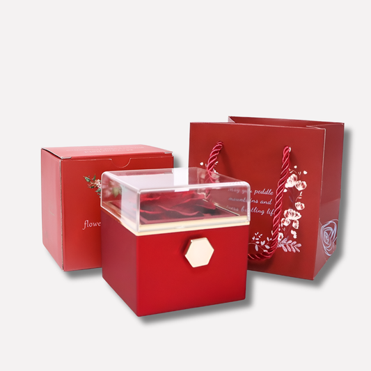 Ewige Rose mit individuell gravierter Halskette