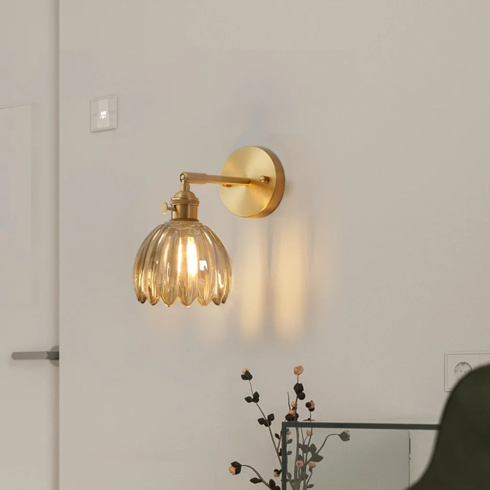 Applique da parete vintage in ottone con vetro a tulipano 1 luce