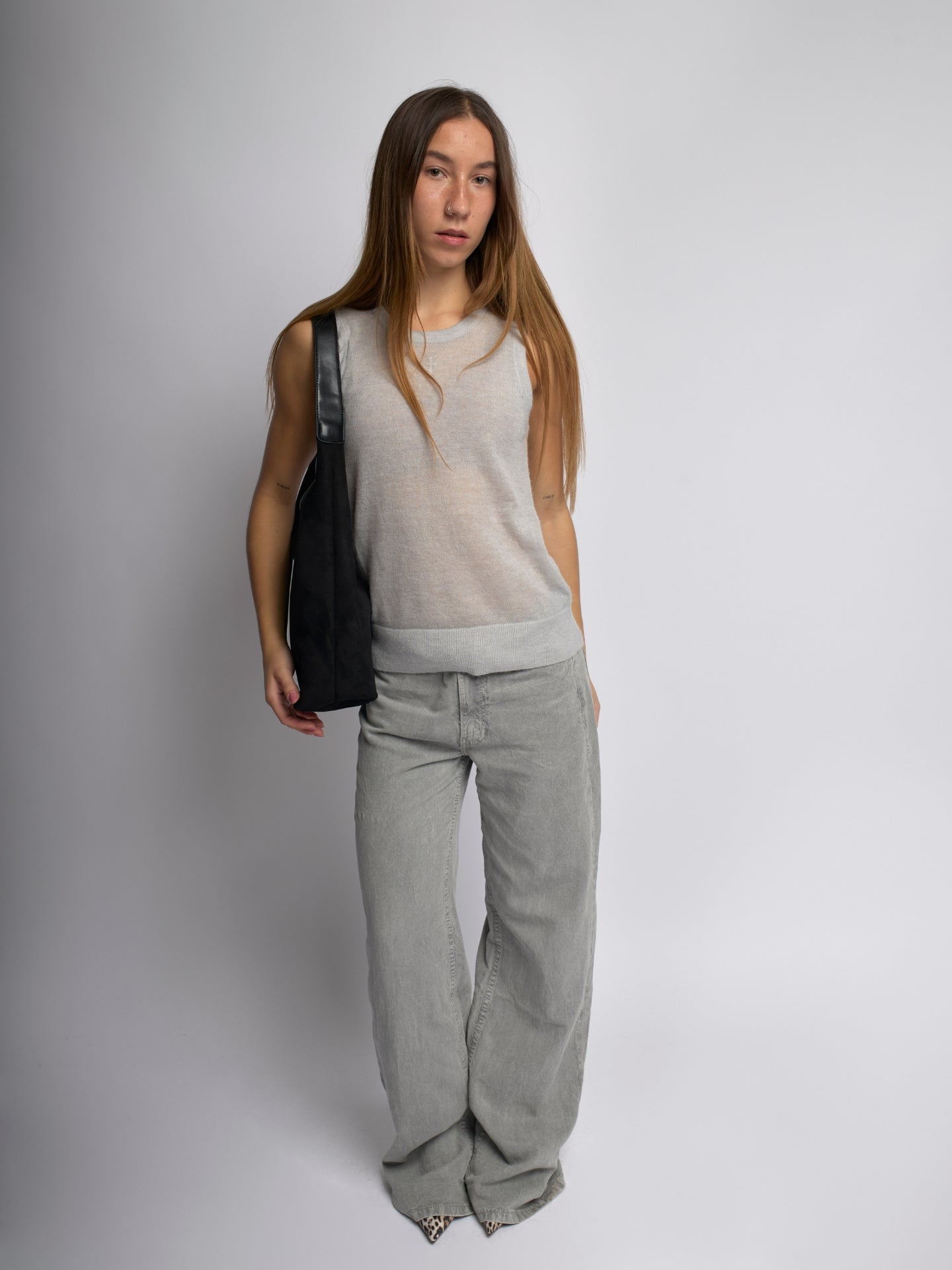 HÅNDTASKE | RUSKIND HOBO-TASKE MED MINIMALISTISK DESIGN OG ENKELT REM