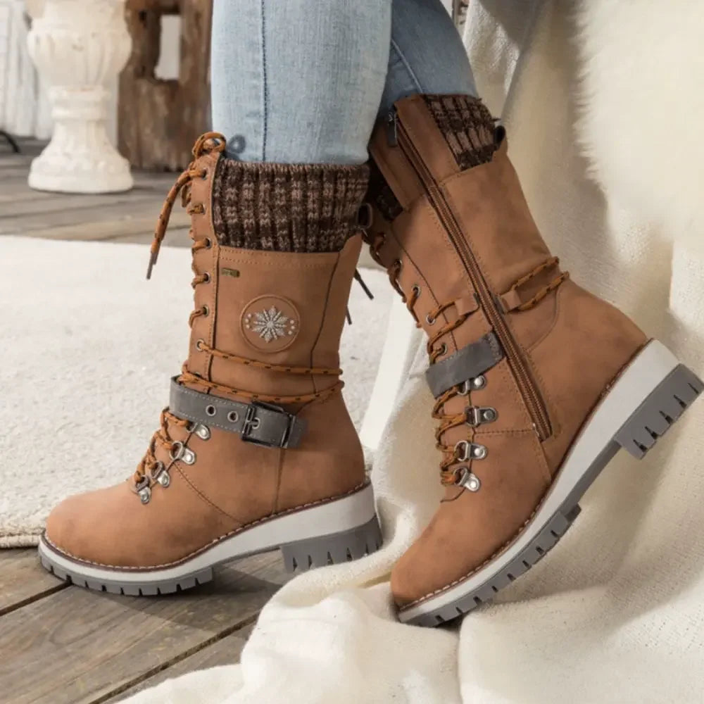 Winterstiefel | Schnürschnee-Stiefel mit Strickbund und Schnallendetail