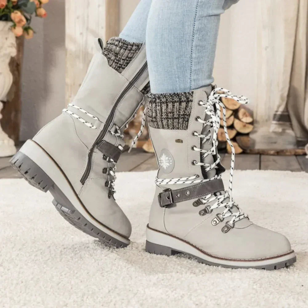 Winterstiefel | Schnürschnee-Stiefel mit Strickbund und Schnallendetail