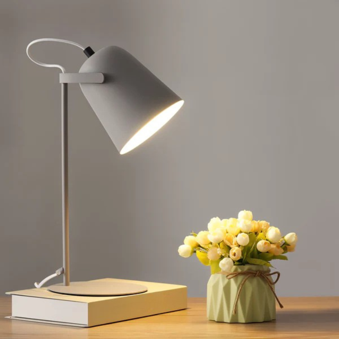 Moderner minimalistischer Metall Kegel LED Tischlampe 1-Flammig