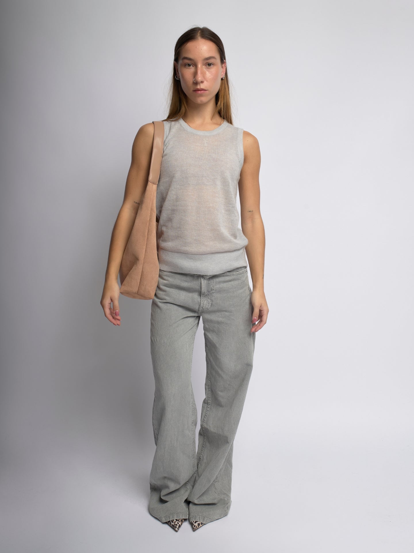 HÅNDTASKE | RUSKIND HOBO-TASKE MED MINIMALISTISK DESIGN OG ENKELT REM