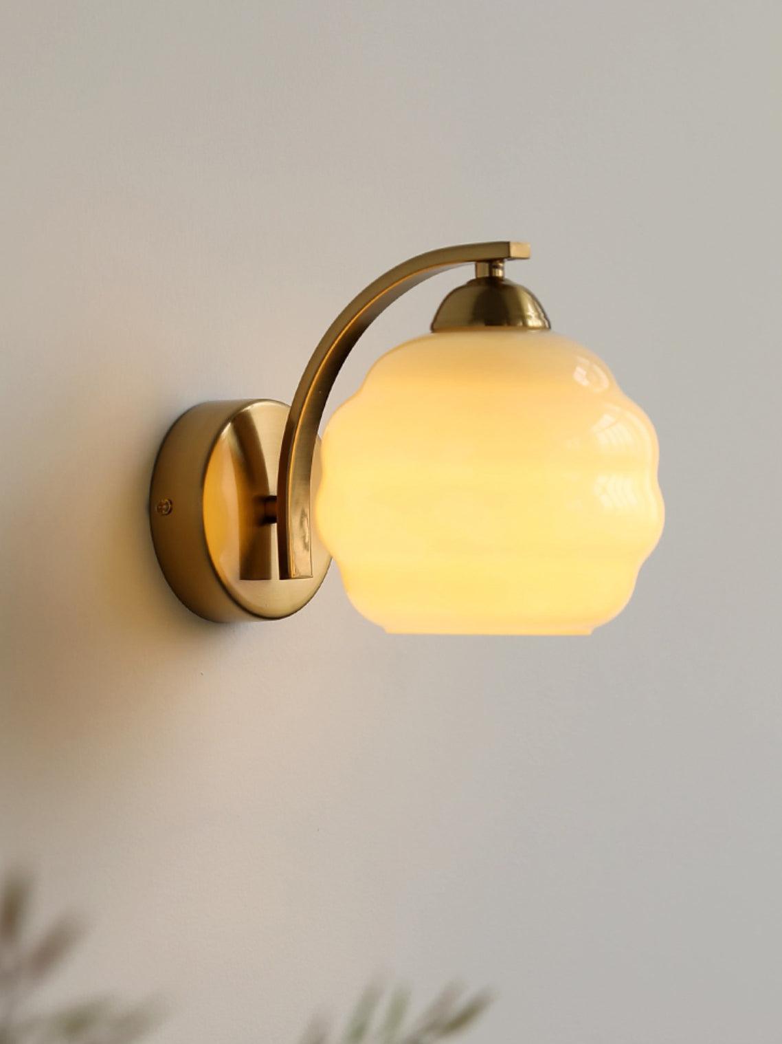 Aplique de pared Art Deco con globo de vidrio ondulado 1 luz