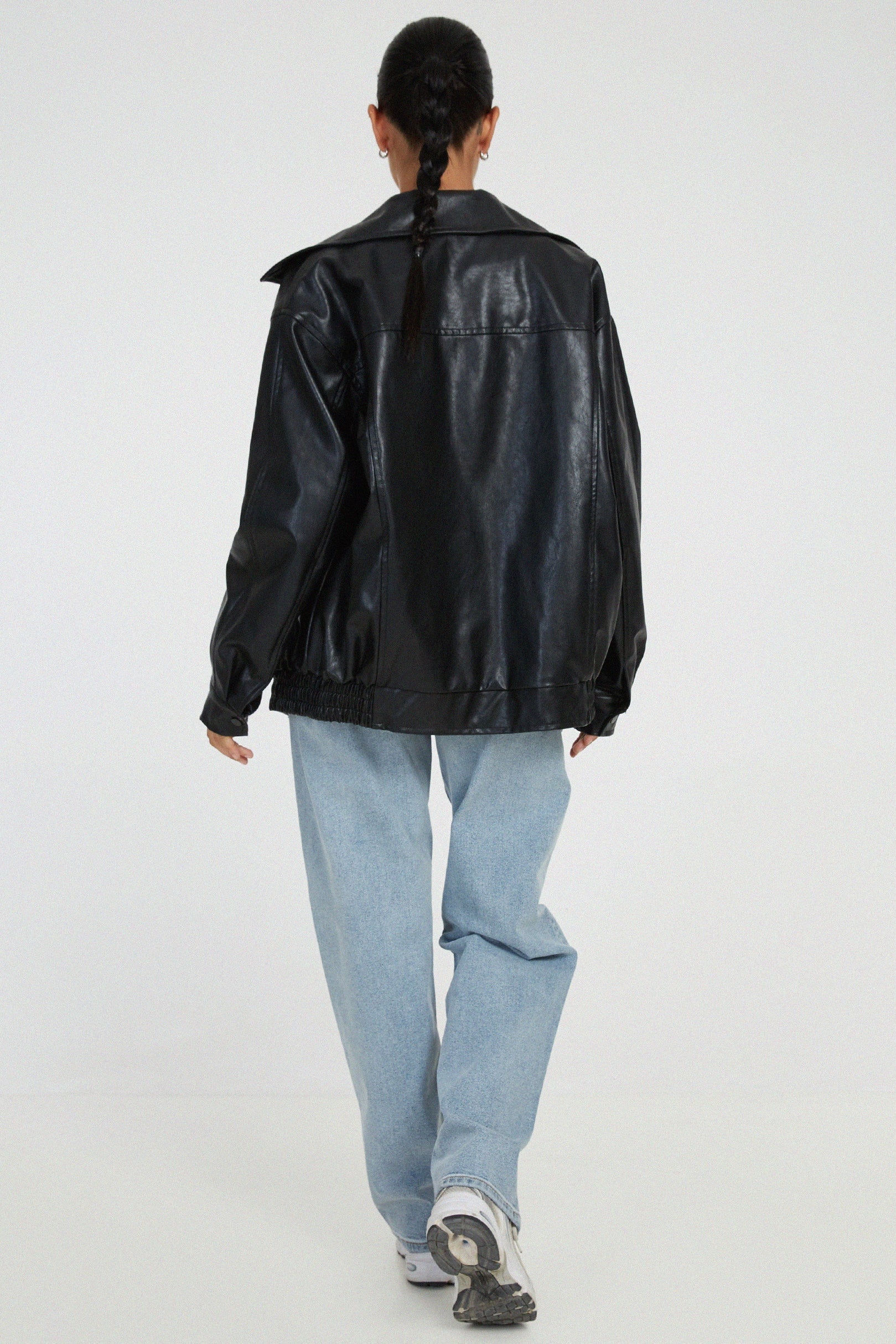 CHAQUETA DE CUERO | DISEÑO OVERSIZED DE PU CON CUELLO ANCHO