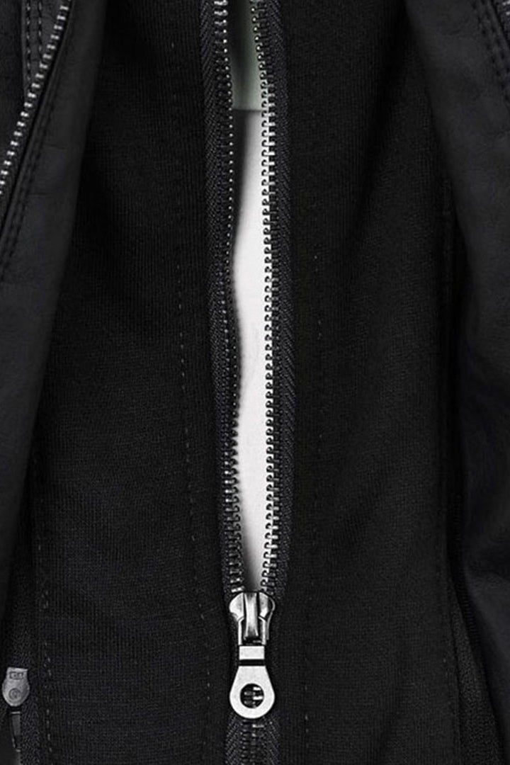 WOMEN’S COAT | SLEEK ZIP WINTER STYLE