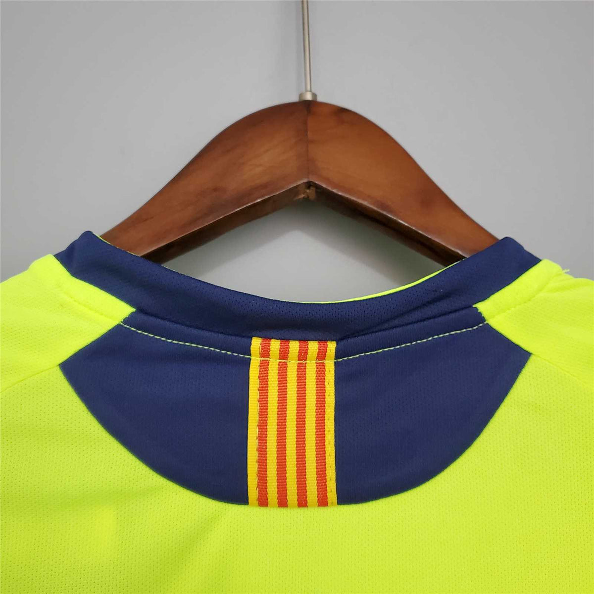 Camiseta de visitante Messi Barcelona 2005/06