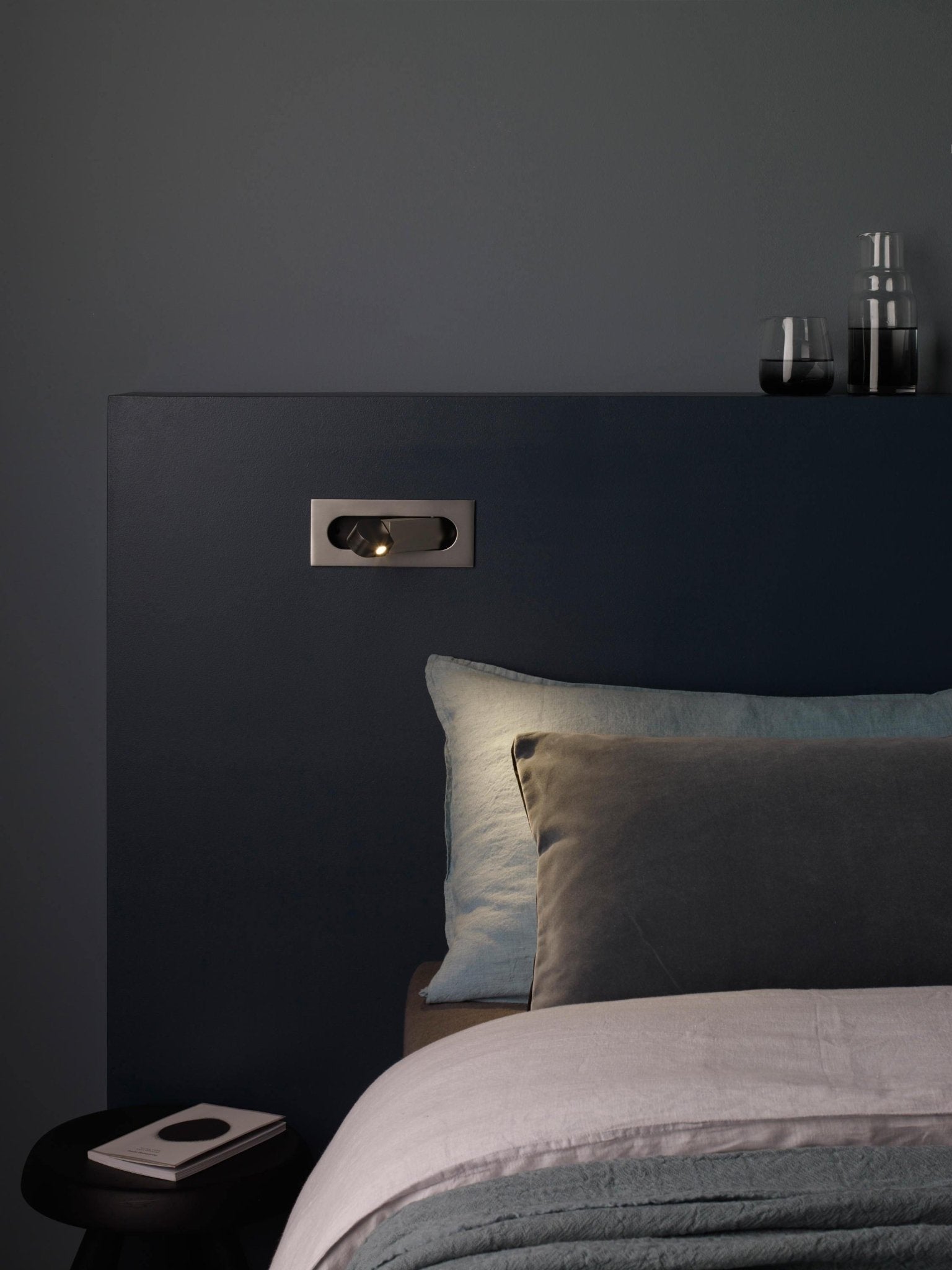 Aplique de pared LED rectangular empotrado ajustable moderno 1 luz