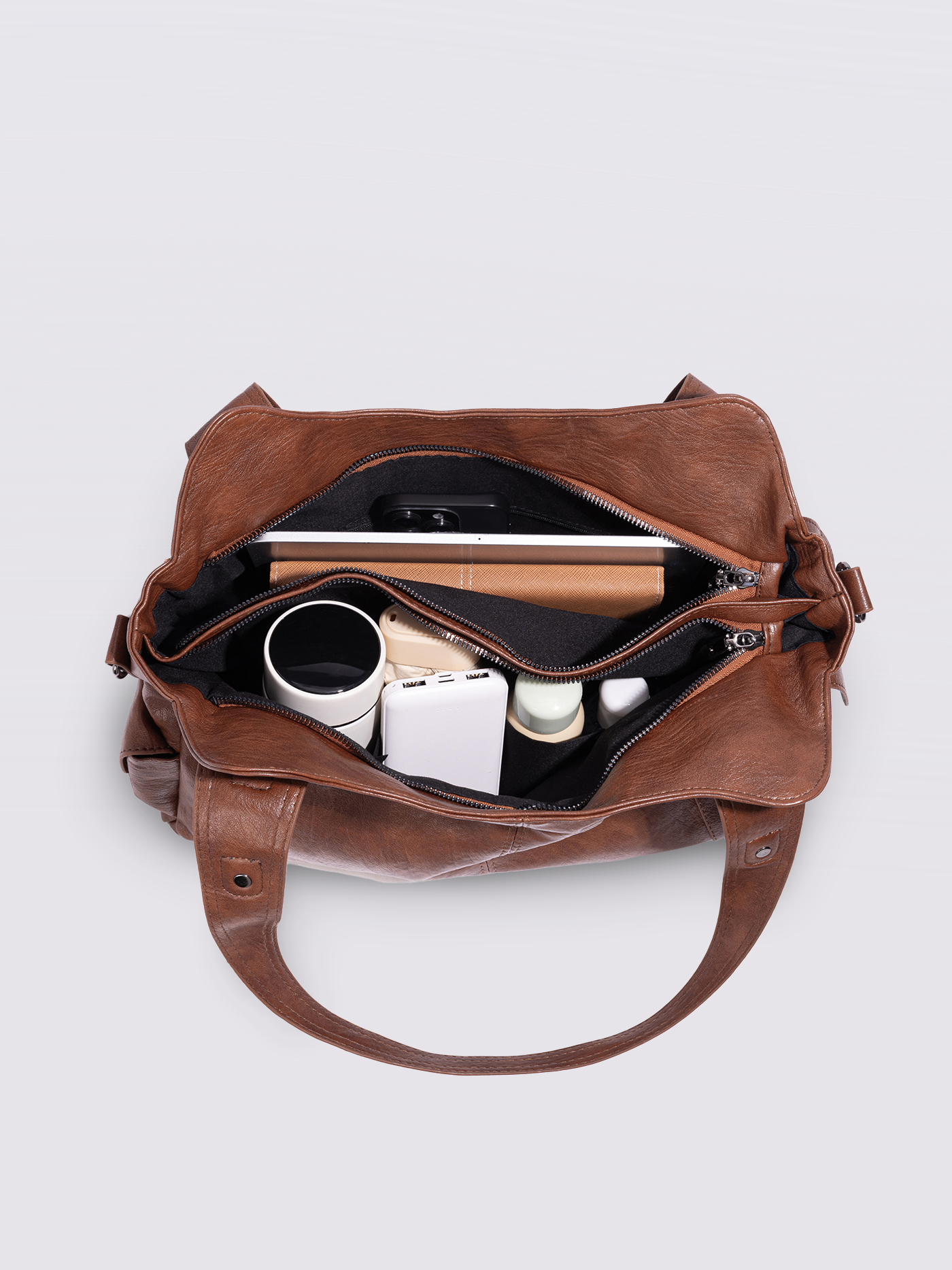 Alltags-Eleganz | Schwarze Ledertasche zum Tragen