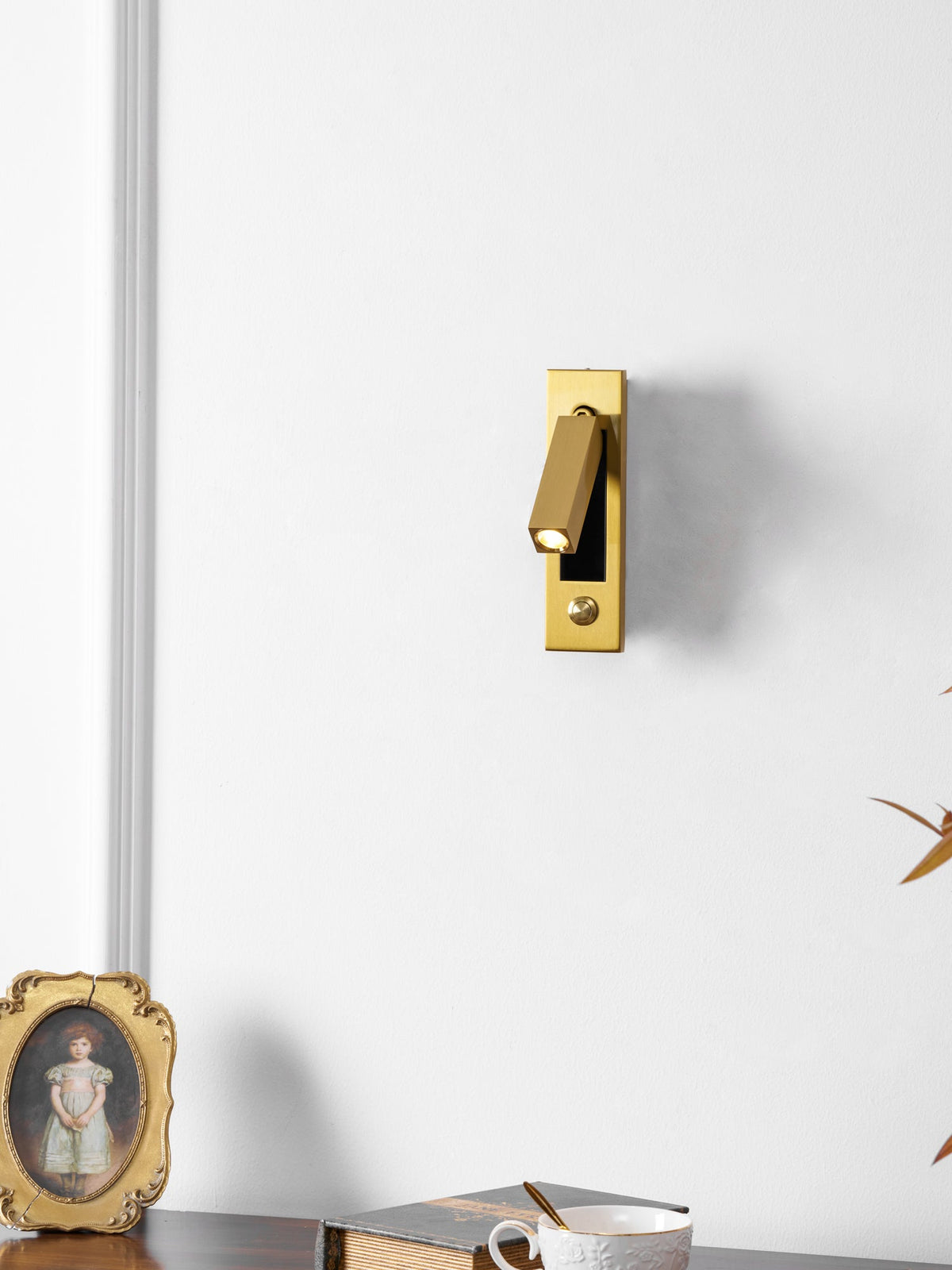 Aplique de pared moderno minimalista empotrado de aluminio con LED 1 luz