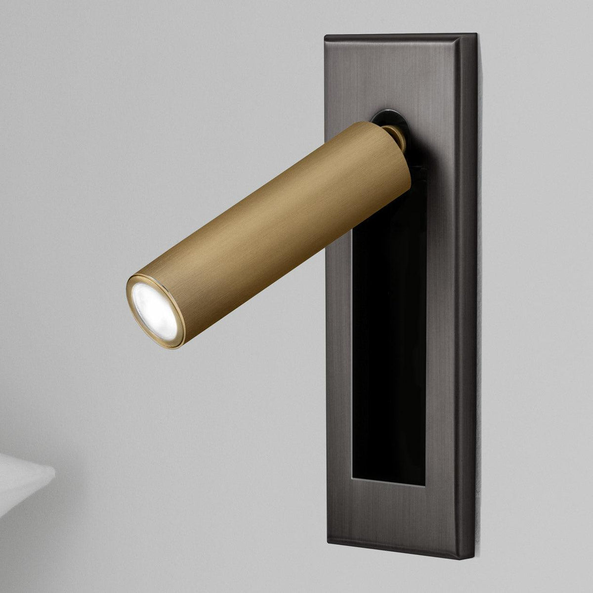 Aplique de pared moderno minimalista empotrado de aluminio con LED 1 luz