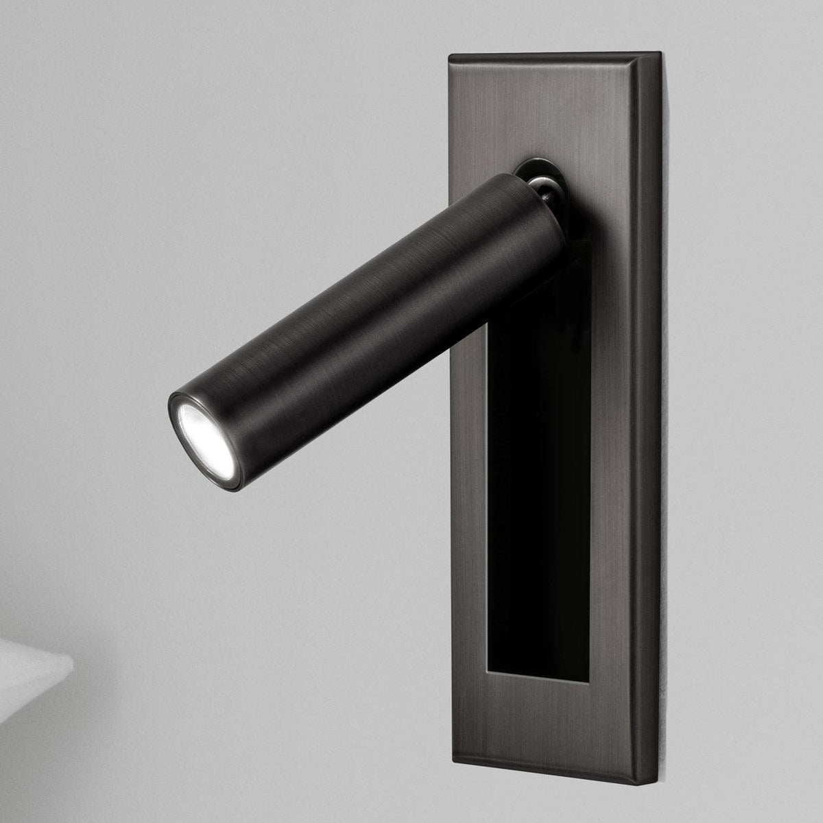 Aplique de pared moderno minimalista empotrado de aluminio con LED 1 luz