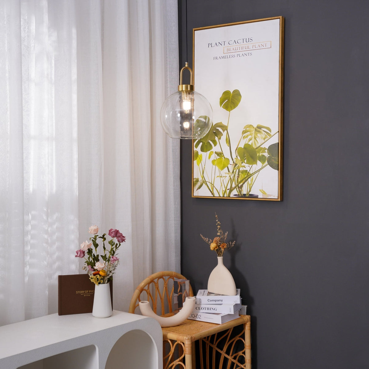 Lampadario moderno cilindrico in vetro e ottone a 1 luce