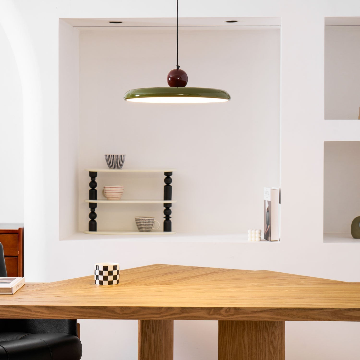 Lampadario moderno a disco LED a spina a 1 luce
