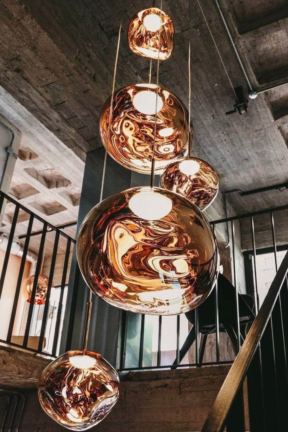 Lampadario moderno a cupola in vetro lava a 1 luce