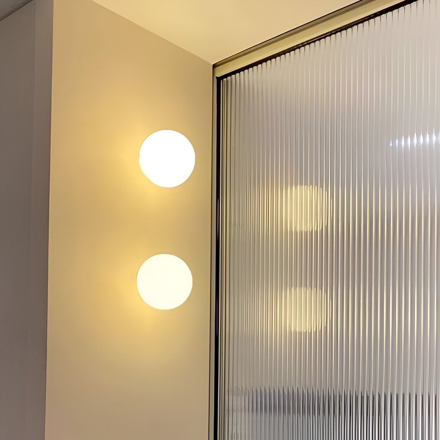 Applique da parete rotonda in vetro minimalista LED 1 luce