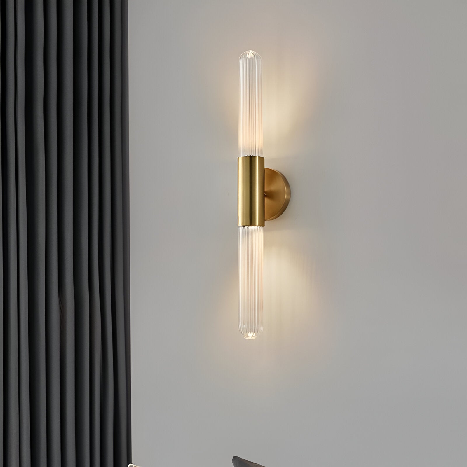 Aplique de pared nórdico de latón con vidrio efecto ondas de agua LED de 1 luz