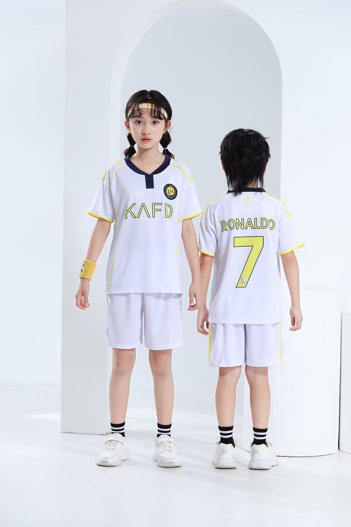 Conjunto de camiseta y pantalones cortos de fútbol para niños Al Nassr - Cristiano Ronaldo