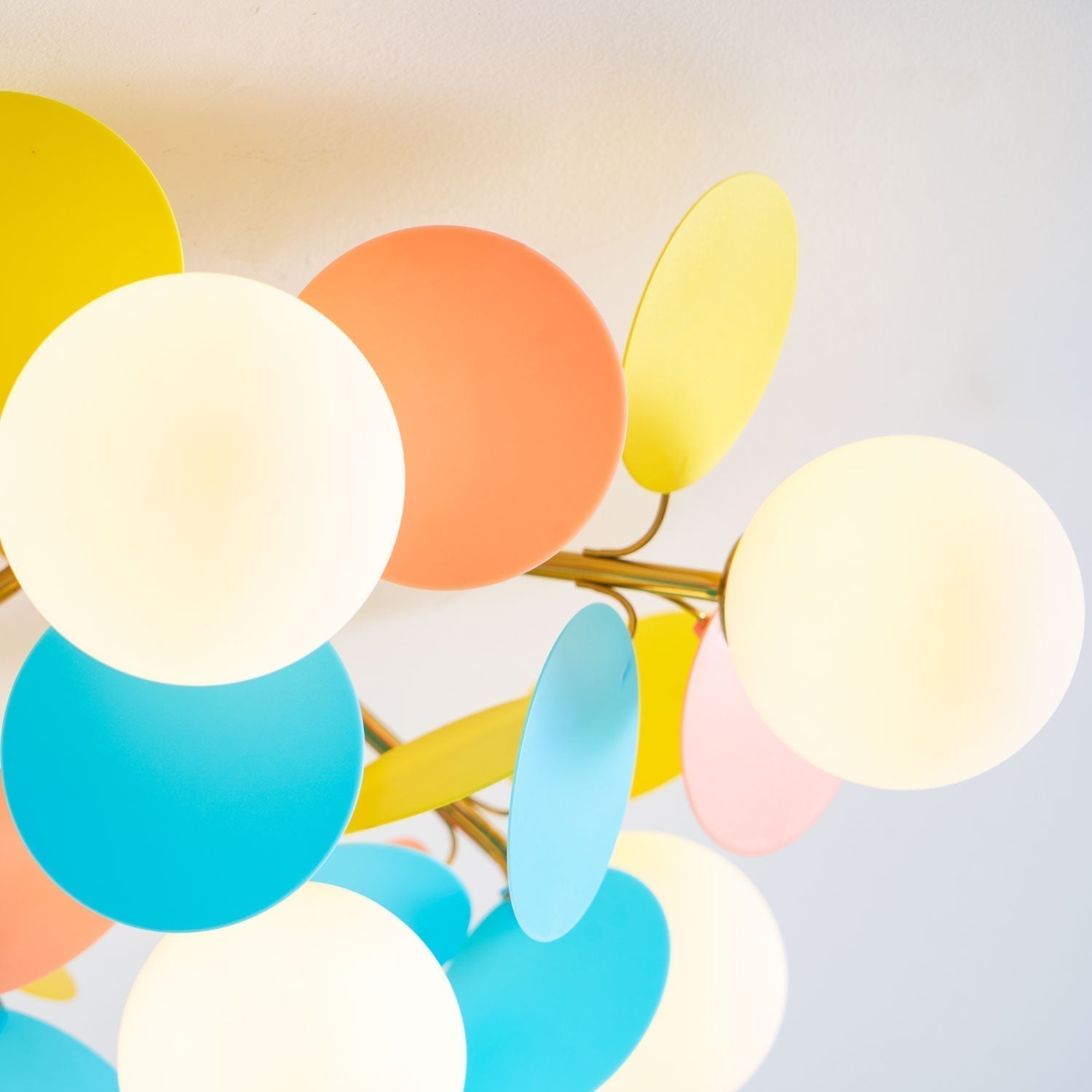 Lampada da soffitto moderna Macaron a globo con LED a 1 luce
