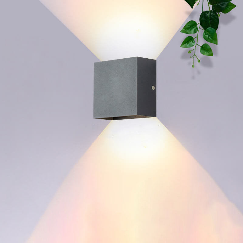 Applique da parete moderna quadrata LED a 1 luce