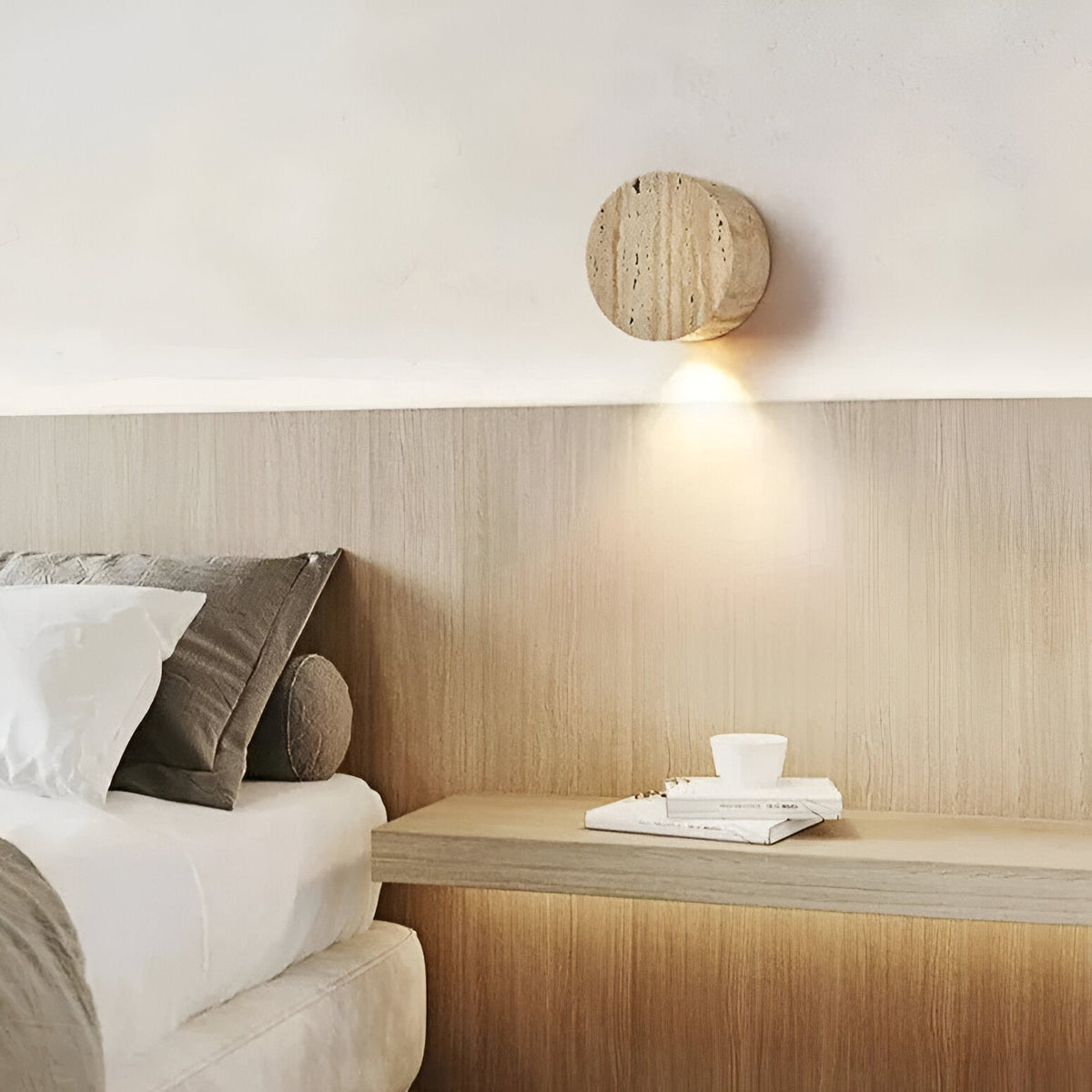 Japanische Wabi-Sabi Travertin Stein LED-Wandleuchte 1-flammig