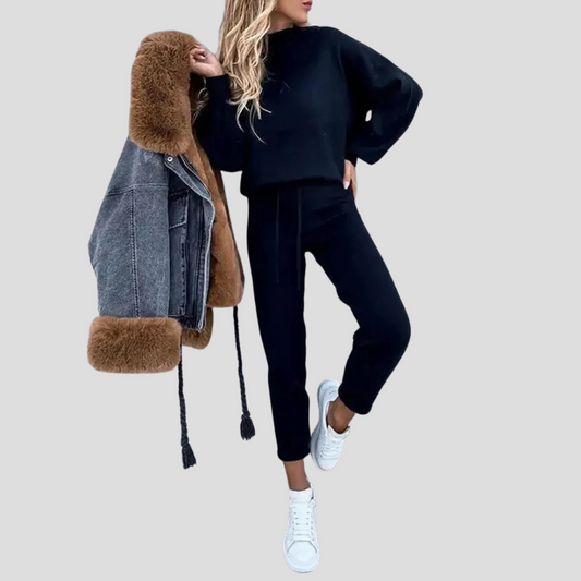 Completo tuta donna a vestibilità comoda