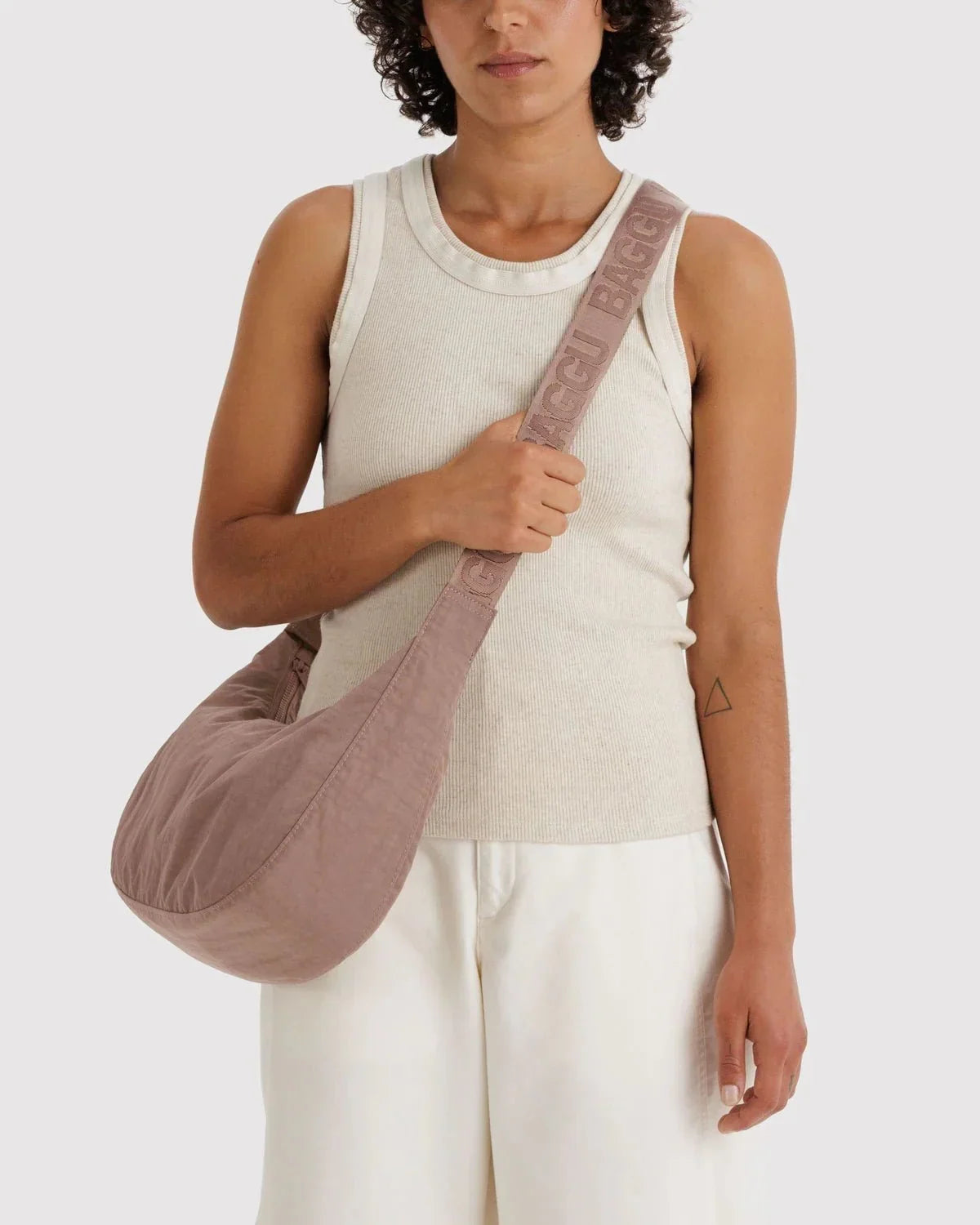BAGGU Crescent Bag Medium Extended 47" Strap - Recycled
