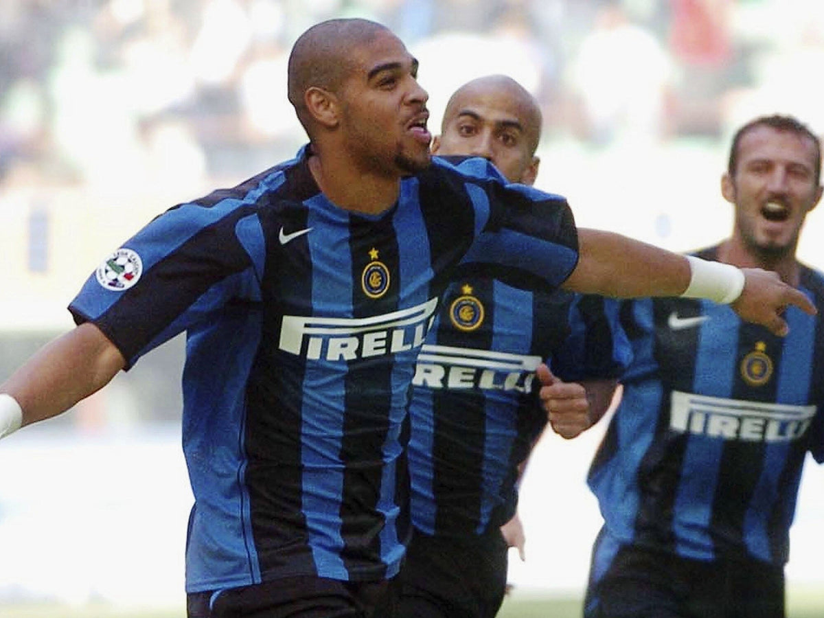 Camiseta histórica local del Inter 2004/2005 + Adriano 10