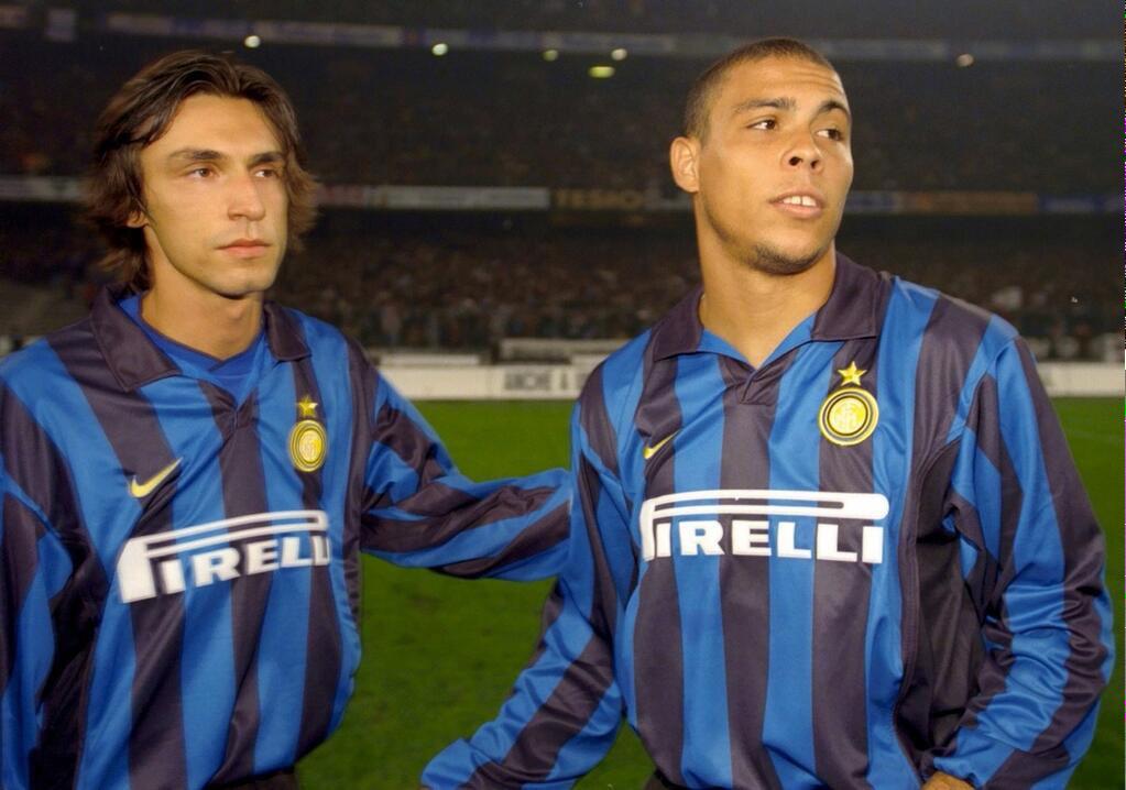 Inter Milan 1998/99 (Thuis) - Lange Mouw