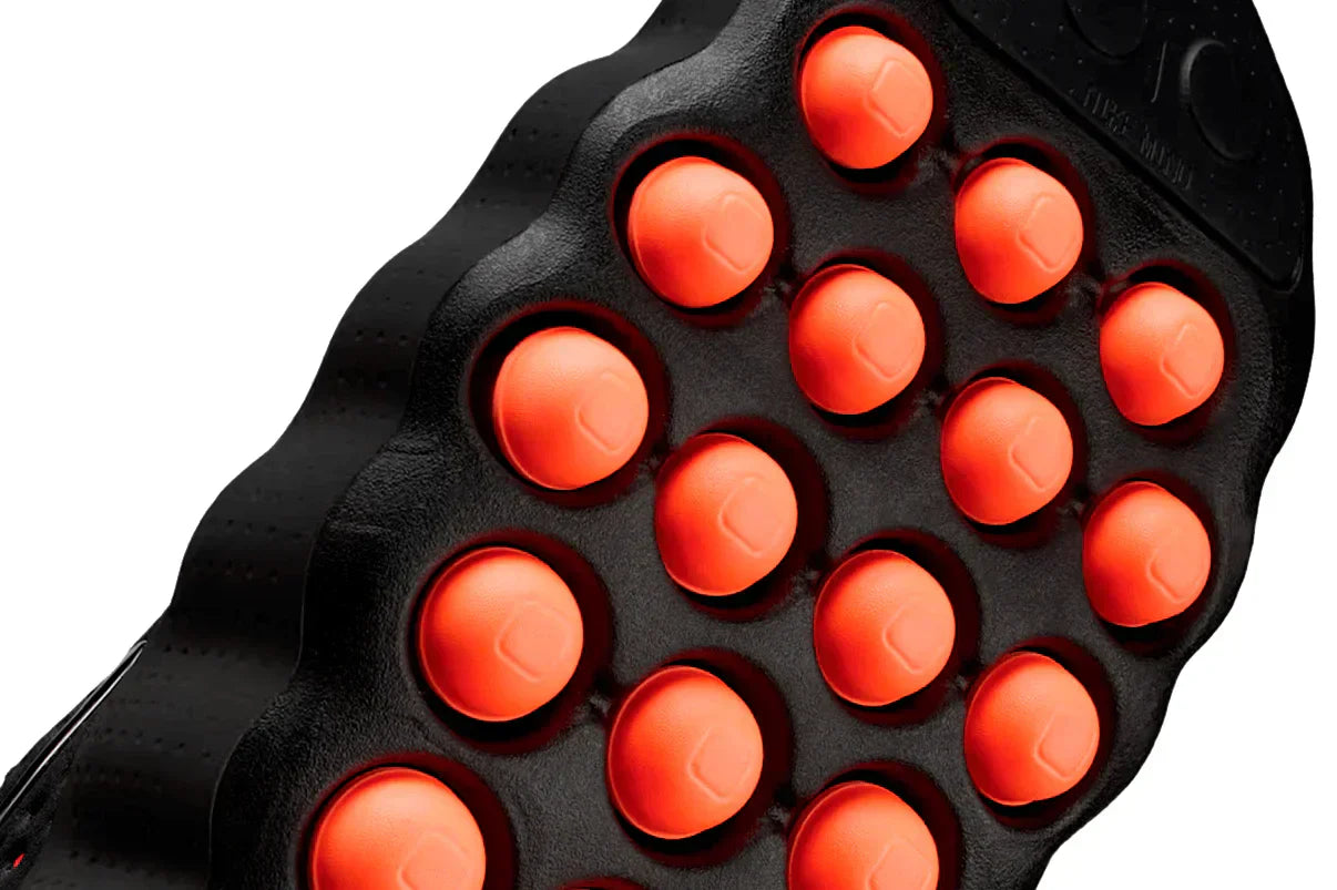 Nike Mind 002 Sort Hyper Crimson